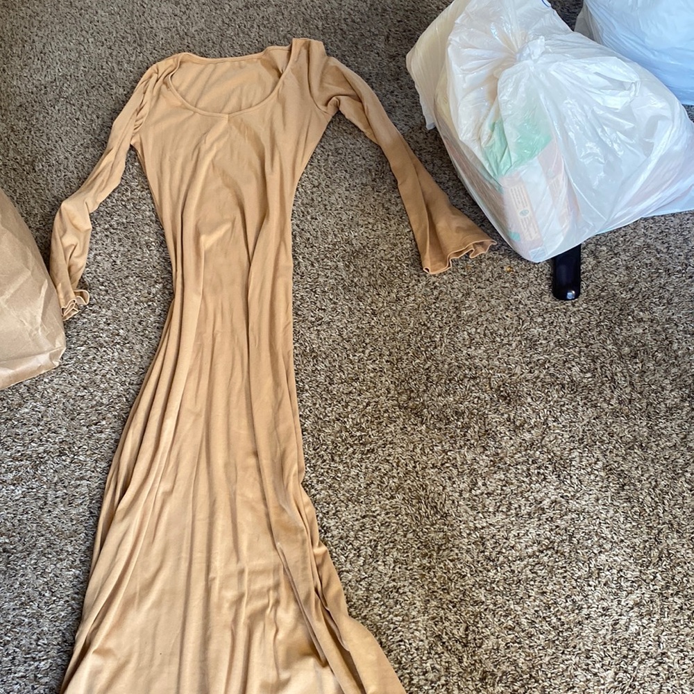 Nude elegant Maxi dress